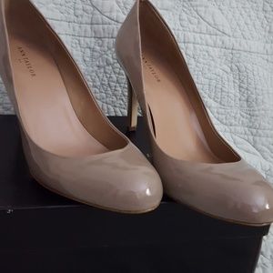 Ann Taylor patent leather shoes